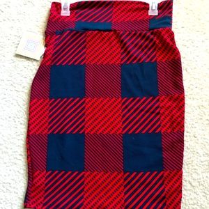 NWT cassie LLR skirt. Navy/red